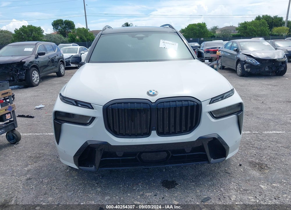 2024 BMW X7 XDRIVE40I VIN: 5UX23EM03R9T66775