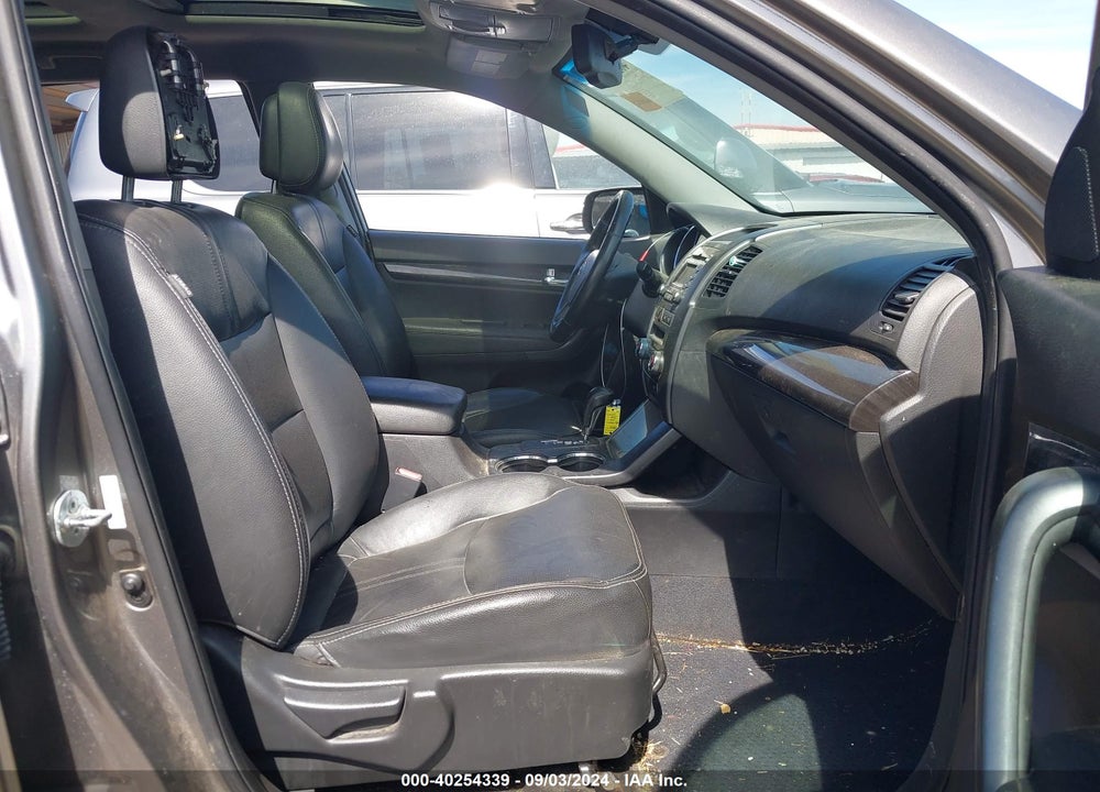 2011 KIA SORENTO EX V6 VIN: 5XYKU4A23BG103754