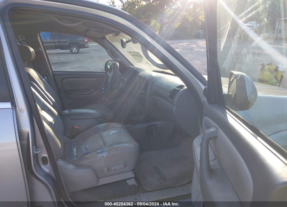 2001 TOYOTA SEQUOIA SR5 V8 VIN: 5TDZT34A91S033662