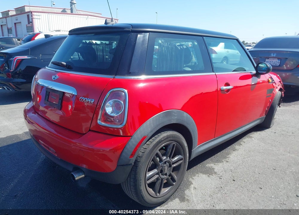 2013 MINI HARDTOP COOPER VIN: WMWSU3C50DT683700