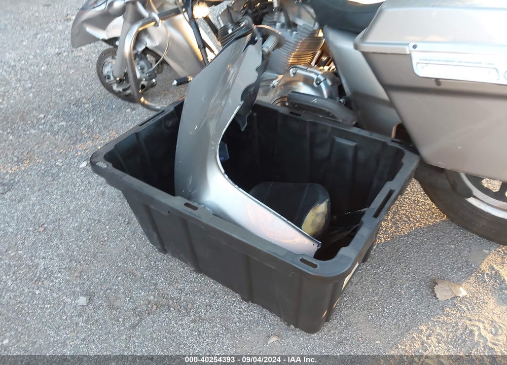 2007 HARLEY-DAVIDSON FLTR VIN: 1HD1FS41X7Y665550