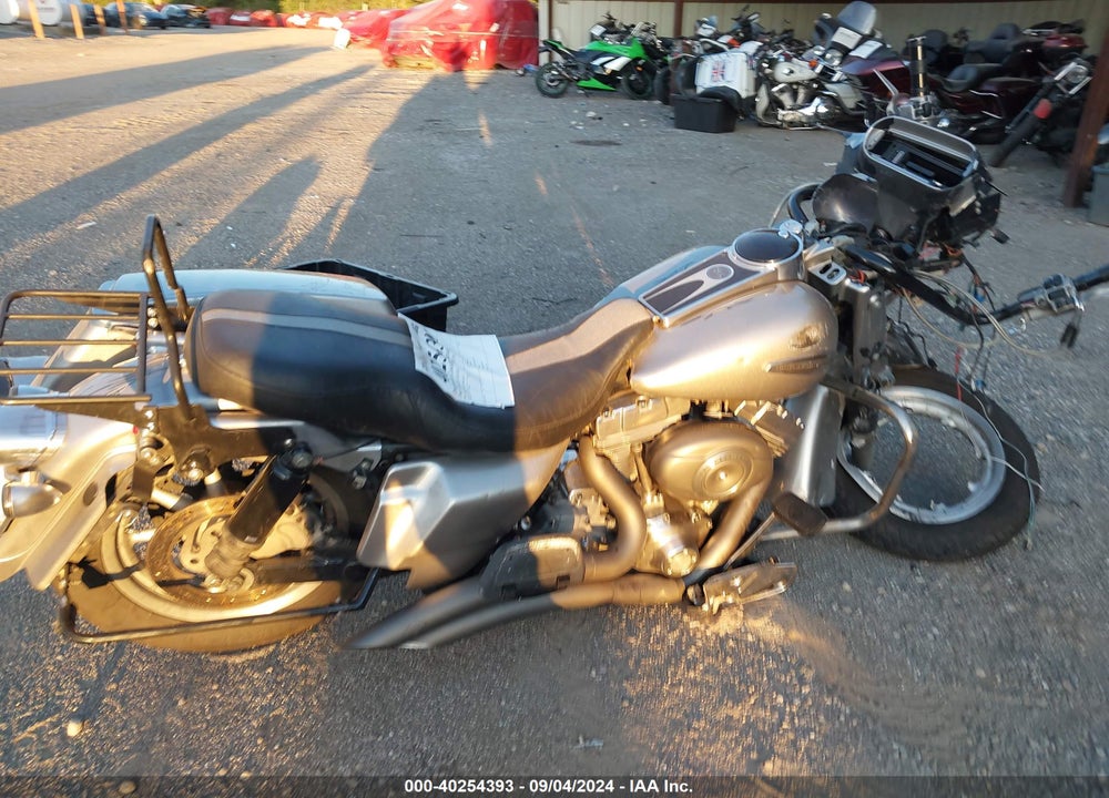 2007 HARLEY-DAVIDSON FLTR VIN: 1HD1FS41X7Y665550