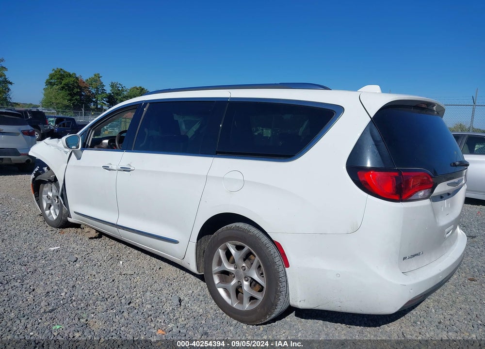 2017 CHRYSLER PACIFICA TOURING L PLUS VIN: 2C4RC1EG8HR536822