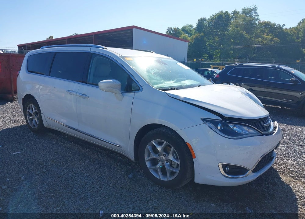 2017 CHRYSLER PACIFICA TOURING L PLUS VIN: 2C4RC1EG8HR536822