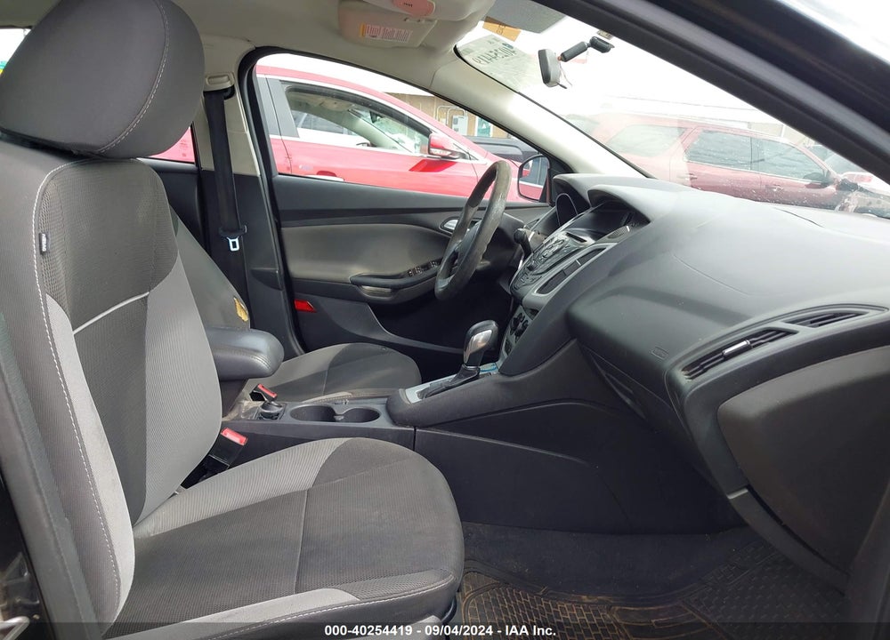 2014 FORD FOCUS SE VIN: 1FADP3F2XEL119113