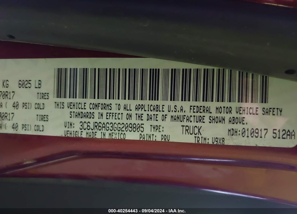 2016 RAM 1500 EXPRESS VIN: 3C6JR6AG3GG209805