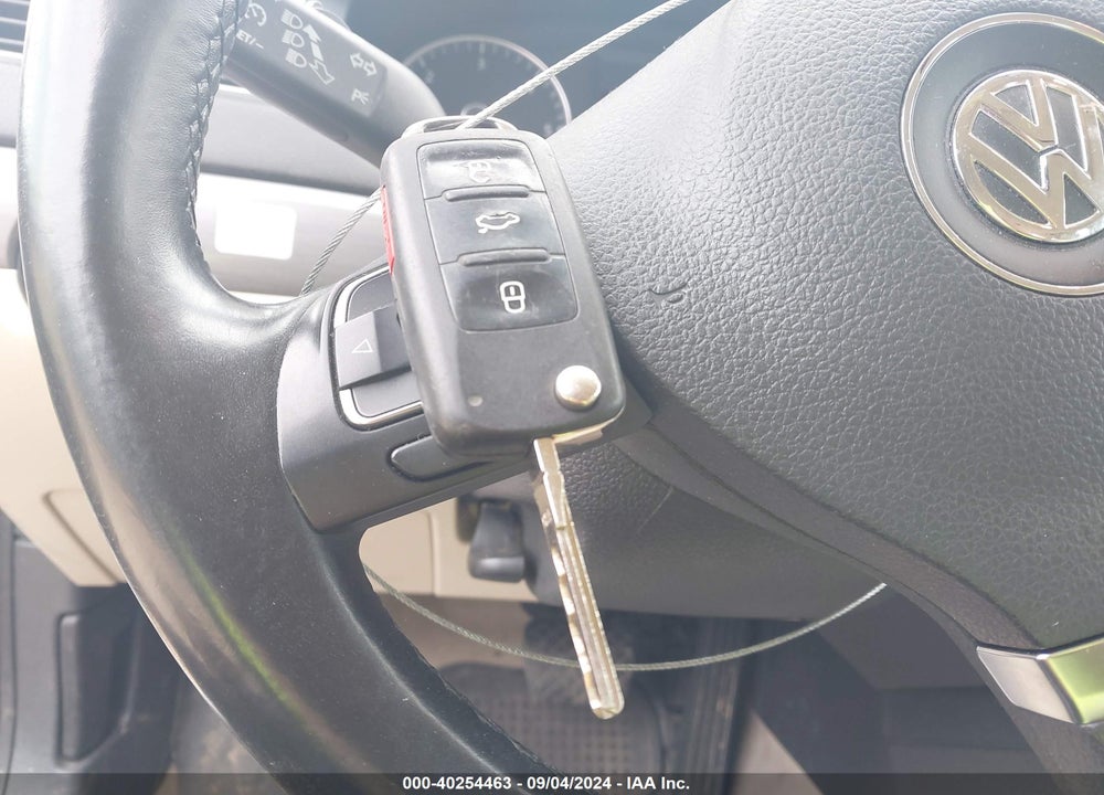 2013 VOLKSWAGEN JETTA 2.0L TDI VIN: 3VWLL7AJ1DM277700