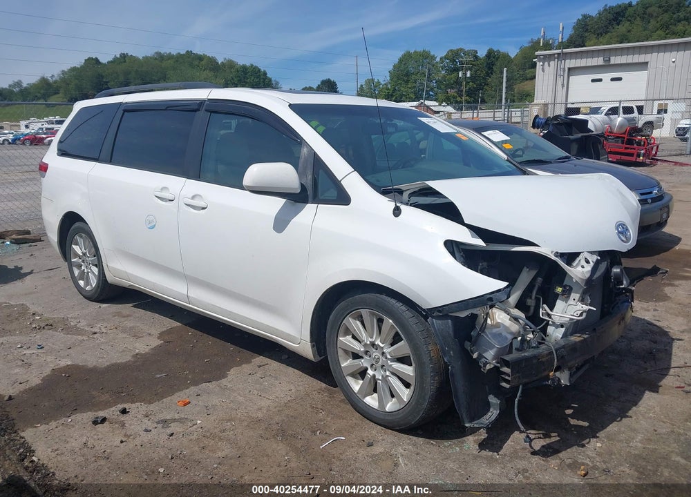 2012 TOYOTA SIENNA XLE 7 PASSENGER VIN: 5TDDK3DC0CS033762