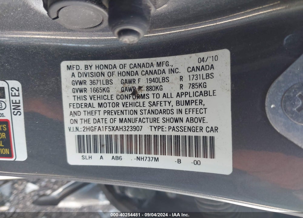 2010 HONDA CIVIC LX VIN: 2HGFA1F5XAH323907