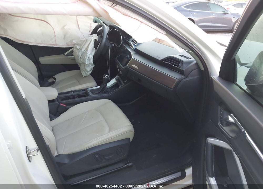 2019 AUDI Q3 2.0T S LINE PREMIUM VIN: WA1EECF39K1071800