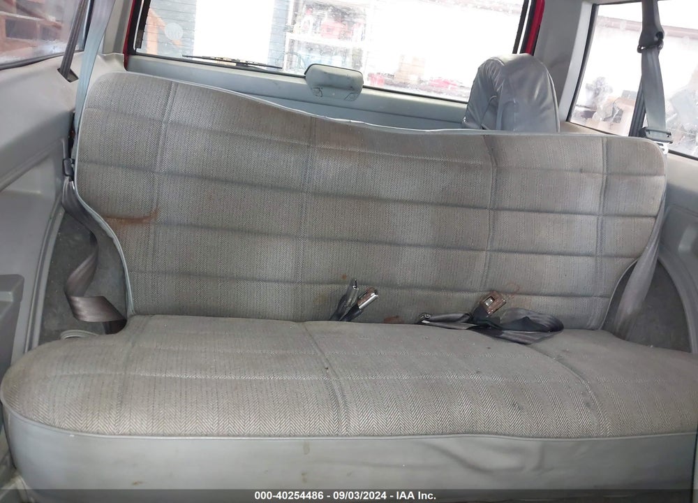 1996 JEEP CHEROKEE SE VIN: 1J4FT27S3TL224235