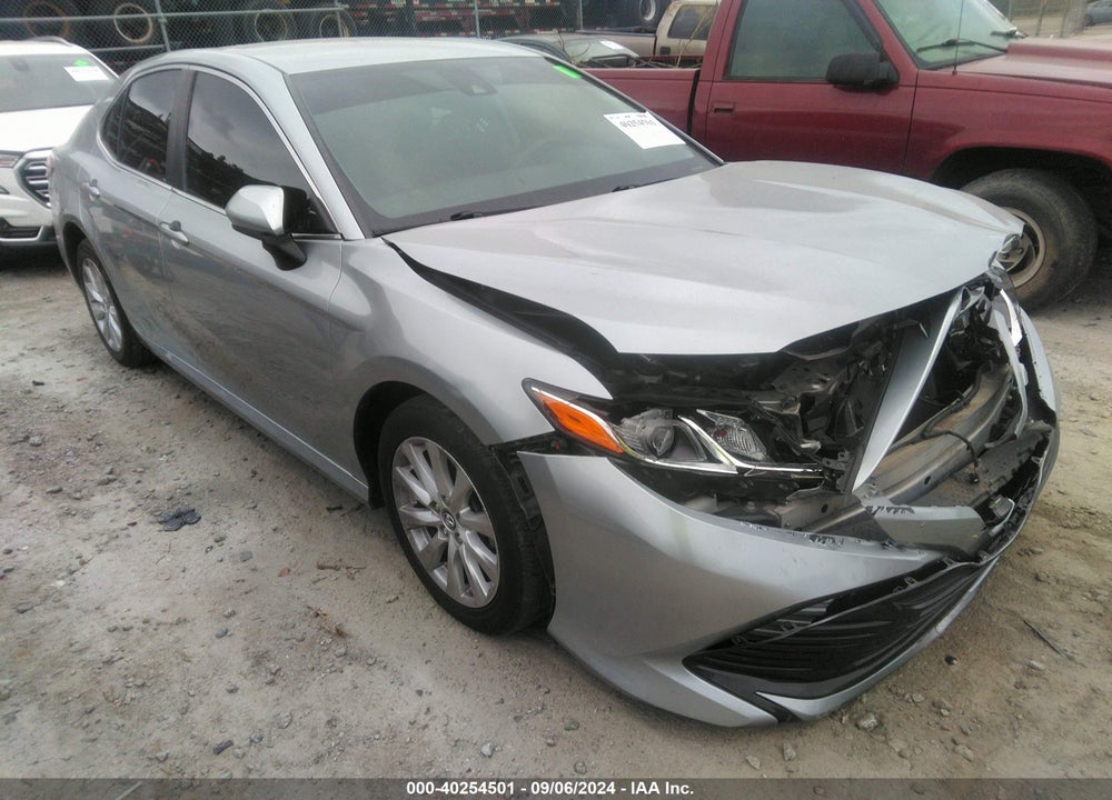 2019 TOYOTA CAMRY LE VIN: 4T1B11HK2KU824199