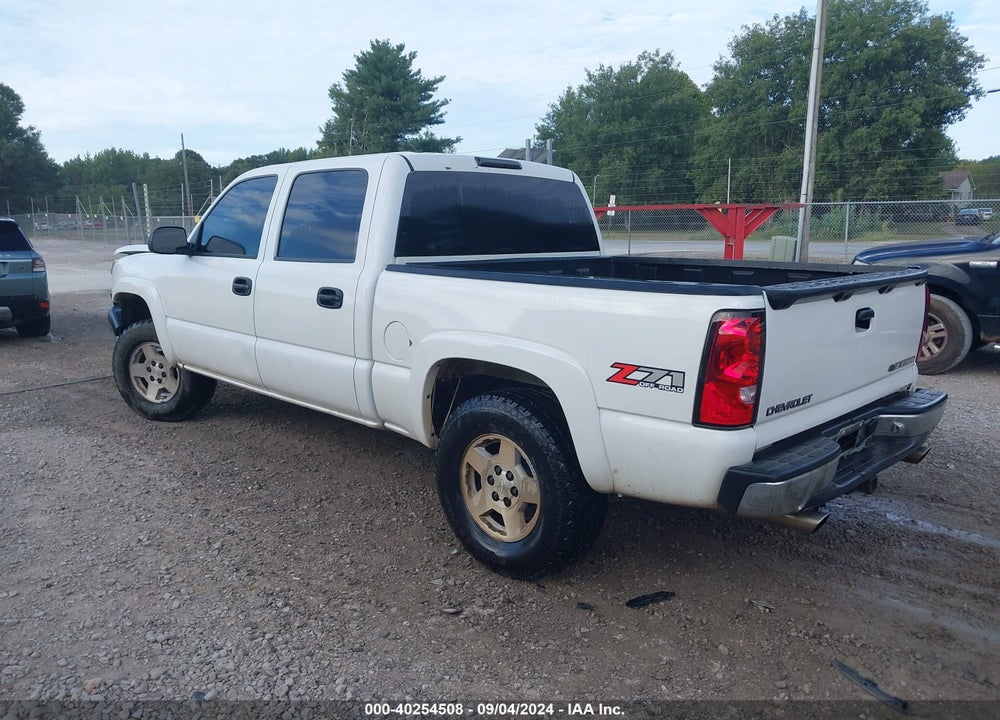 2004 CHEVROLET SILVERADO 1500 LS VIN: 2GCEK13TX41434030