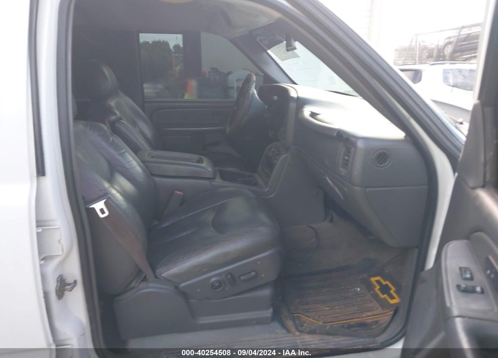 2004 CHEVROLET SILVERADO 1500 LS VIN: 2GCEK13TX41434030