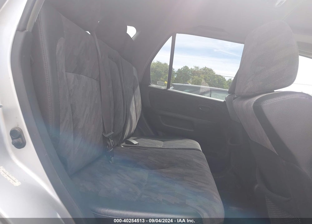 2004 HONDA CR-V VIN: SHSRD78884U244803