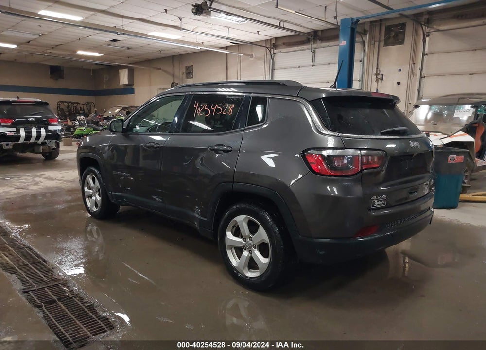 2018 JEEP COMPASS LATITUDE 4X4 VIN: 3C4NJDBBXJT138612