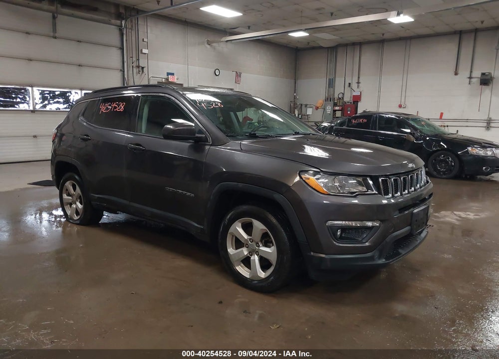 2018 JEEP COMPASS LATITUDE 4X4 VIN: 3C4NJDBBXJT138612