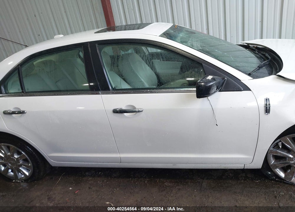 2011 LINCOLN MKZ VIN: 3LNHL2JC2BR765790