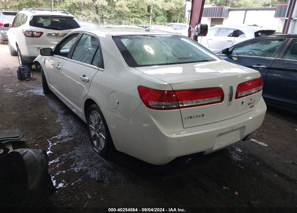 2011 LINCOLN MKZ VIN: 3LNHL2JC2BR765790