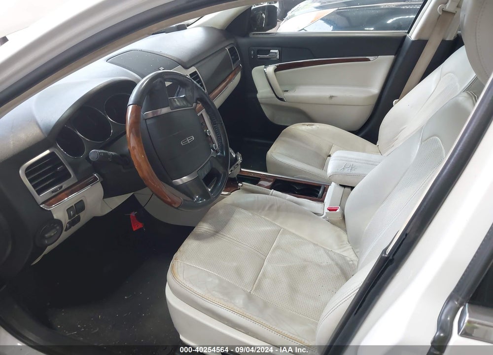 2011 LINCOLN MKZ VIN: 3LNHL2JC2BR765790