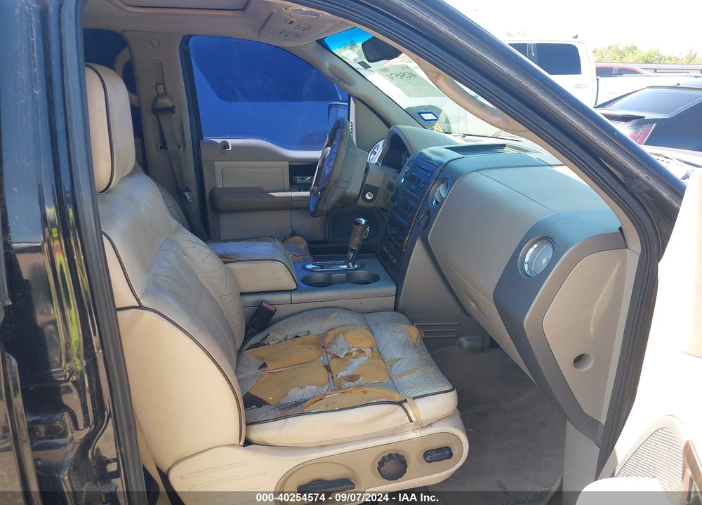 2006 LINCOLN MARK LT VIN: 5LTPW16586FJ14630