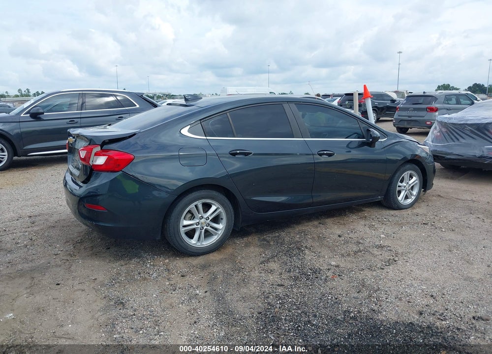 2017 CHEVROLET CRUZE LT AUTO VIN: 3G1BE5SM2HS560042
