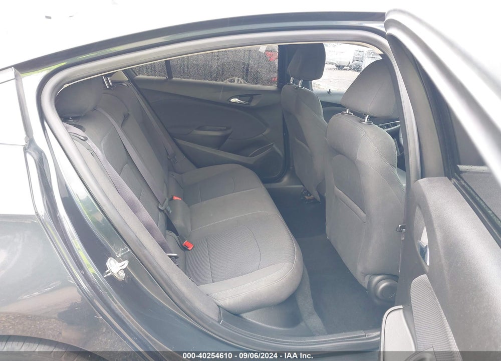 2017 CHEVROLET CRUZE LT AUTO VIN: 3G1BE5SM2HS560042