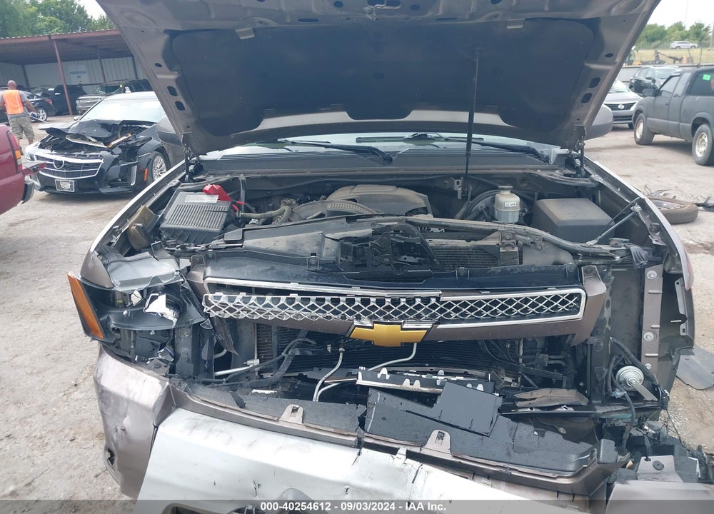 2014 CHEVROLET TAHOE LT VIN: 1GNSKBE02ER154484