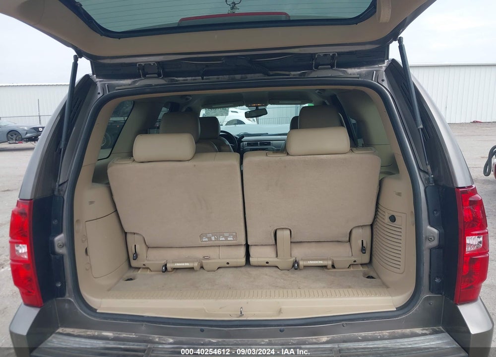 2014 CHEVROLET TAHOE LT VIN: 1GNSKBE02ER154484