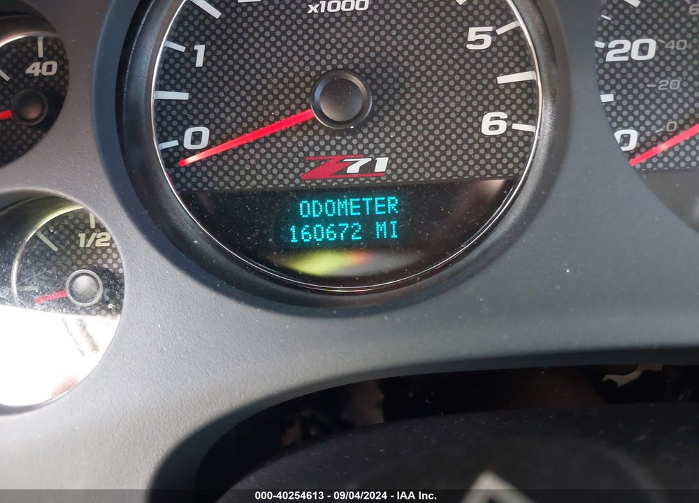 2008 CHEVROLET SUBURBAN 1500 LT VIN: 3GNFK163X8G174667