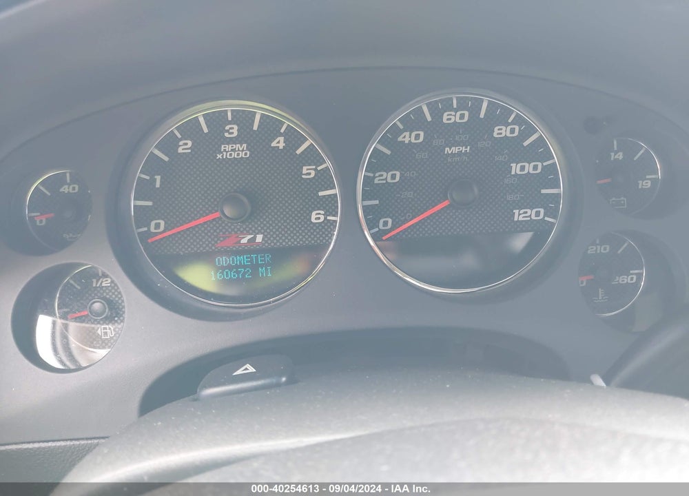 2008 CHEVROLET SUBURBAN 1500 LT VIN: 3GNFK163X8G174667