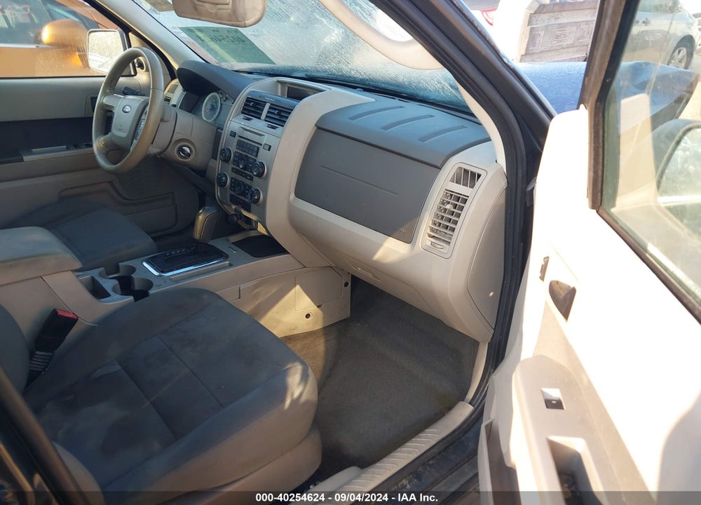 2009 FORD ESCAPE XLT VIN: 1FMCU03G29KC13149