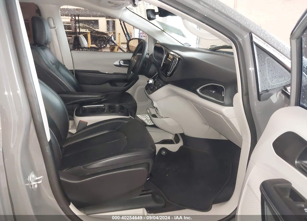 2022 CHRYSLER PACIFICA TOURING L VIN: 2C4RC1BG5NR188784