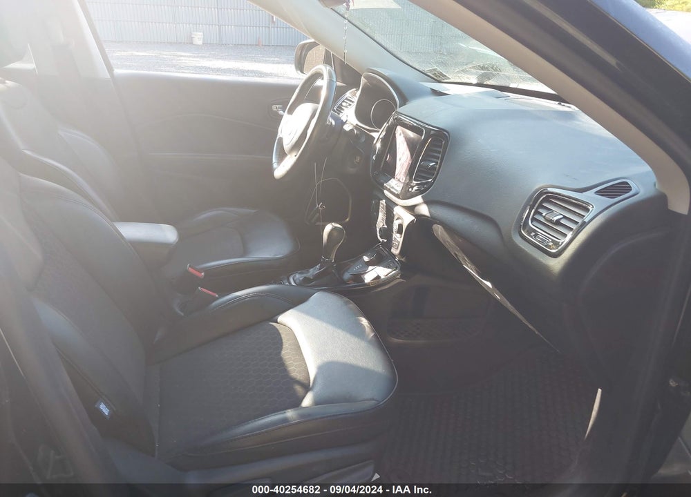 2019 JEEP COMPASS ALTITUDE 4X4 VIN: 3C4NJDBB2KT826783