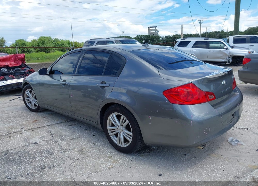 2015 INFINITI Q40 VIN: JN1CV6AP1FM501285