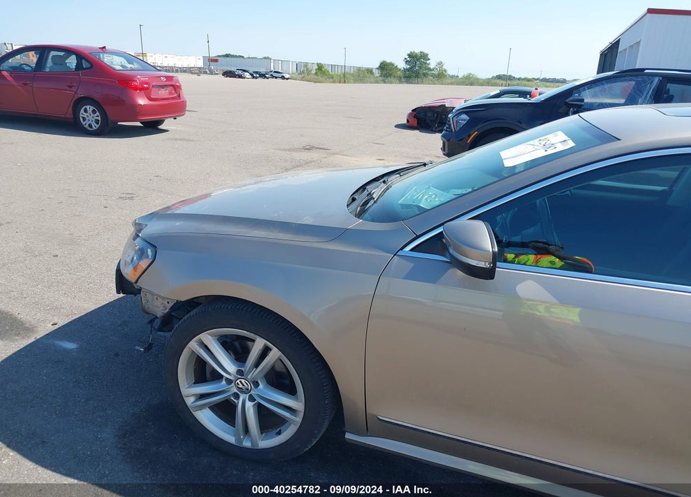 2015 VOLKSWAGEN PASSAT 1.8T SE VIN: 1VWBS7A36FC039670