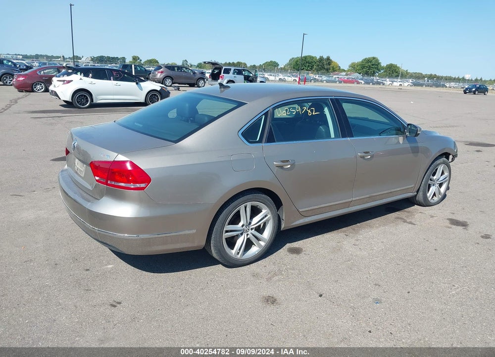 2015 VOLKSWAGEN PASSAT 1.8T SE VIN: 1VWBS7A36FC039670