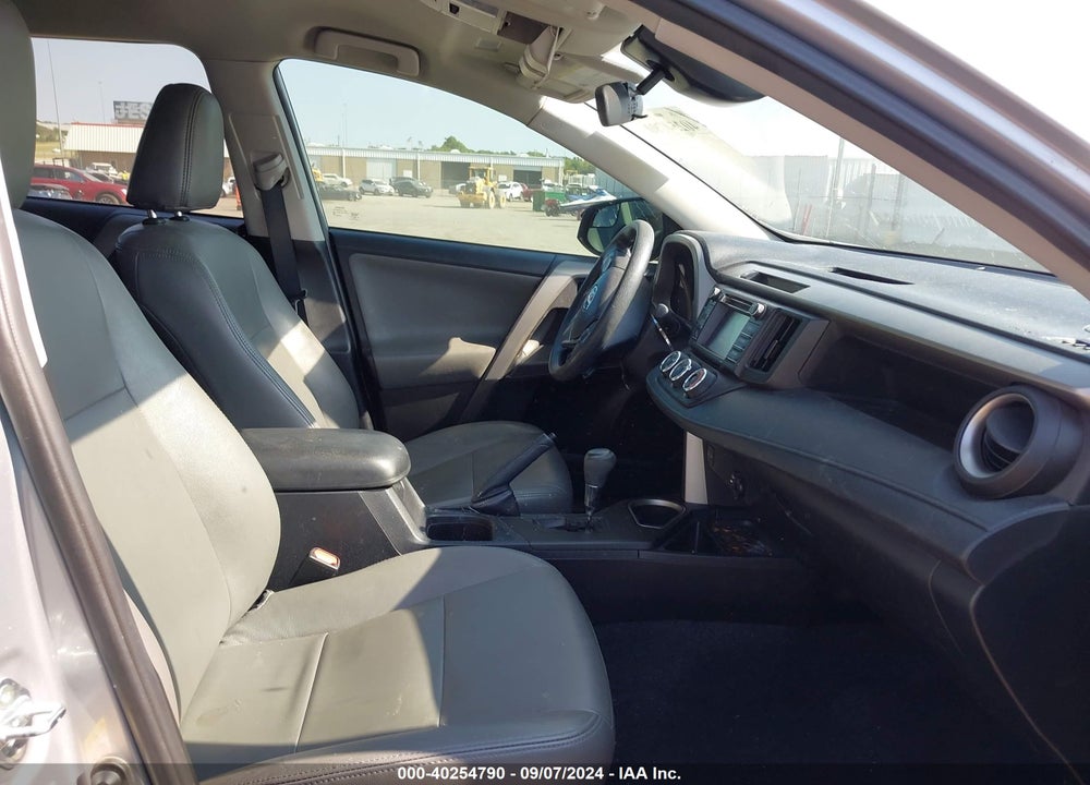 2017 TOYOTA RAV4 LE VIN: 2T3ZFREV0HW345096