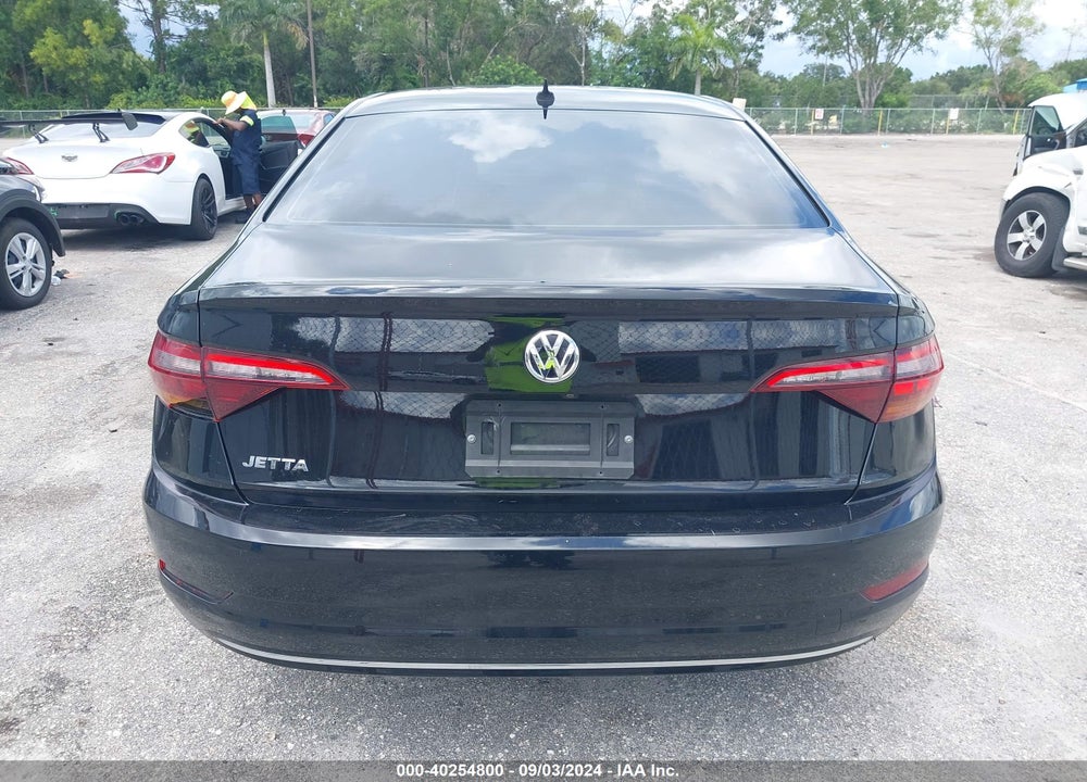 2019 VOLKSWAGEN JETTA 1.4T R-LINE/1.4T S/1.4T SE VIN: 3VWCB7BU8KM188621