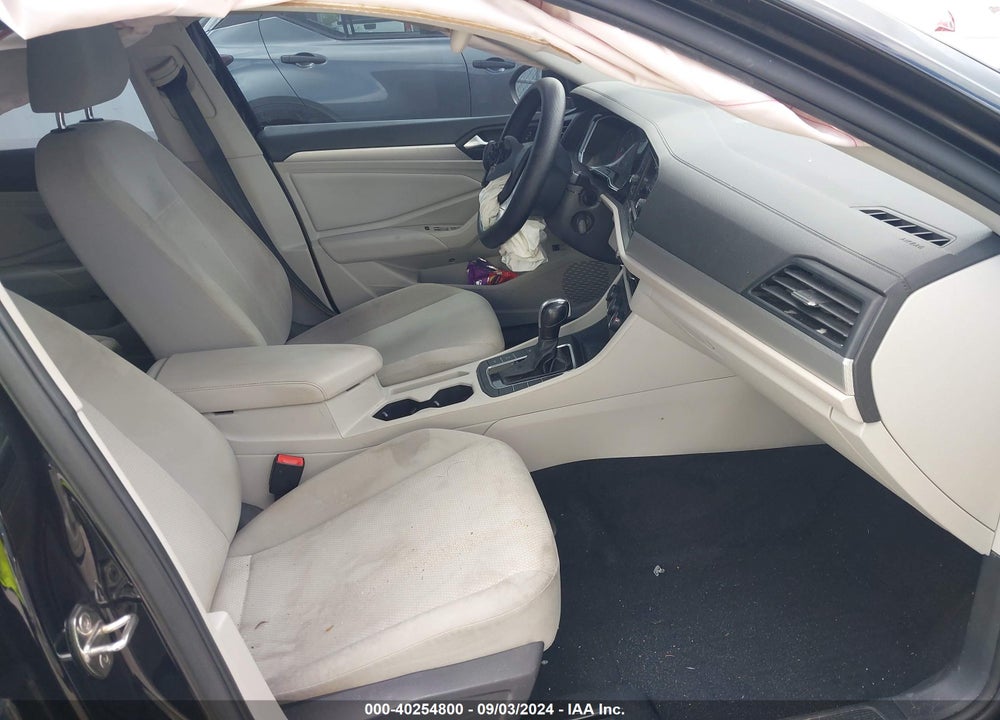 2019 VOLKSWAGEN JETTA 1.4T R-LINE/1.4T S/1.4T SE VIN: 3VWCB7BU8KM188621
