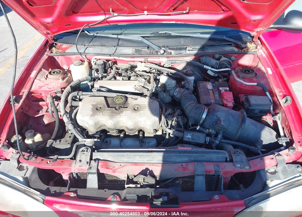 2000 FORD ESCORT VIN: 3FAFP13P8YR209122