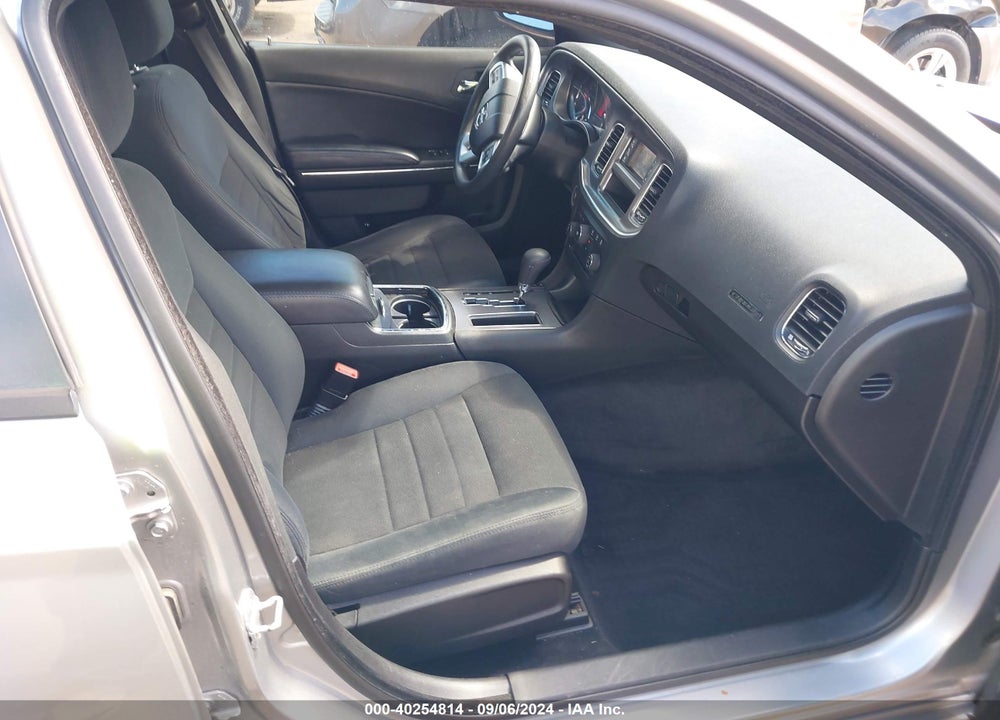 2011 DODGE CHARGER VIN: 2B3CL3CG8BH543854