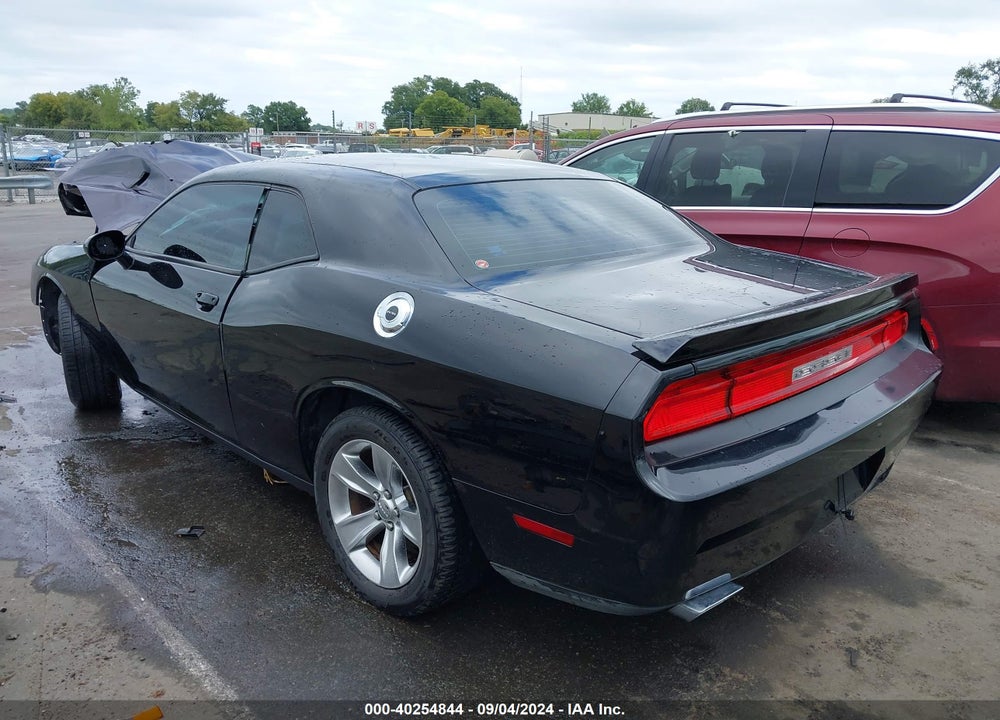 2013 DODGE CHALLENGER SXT VIN: 2C3CDYAG7DH645729