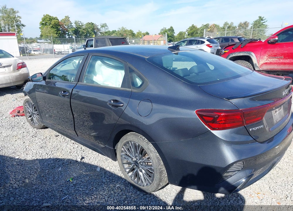 2022 KIA FORTE GT LINE VIN: 3KPF54ADXNE452654