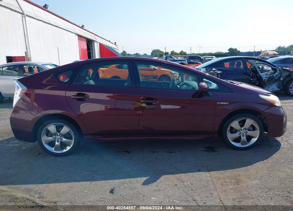2013 TOYOTA PRIUS THREE SE VIN: JTDKN3DU3D5571967