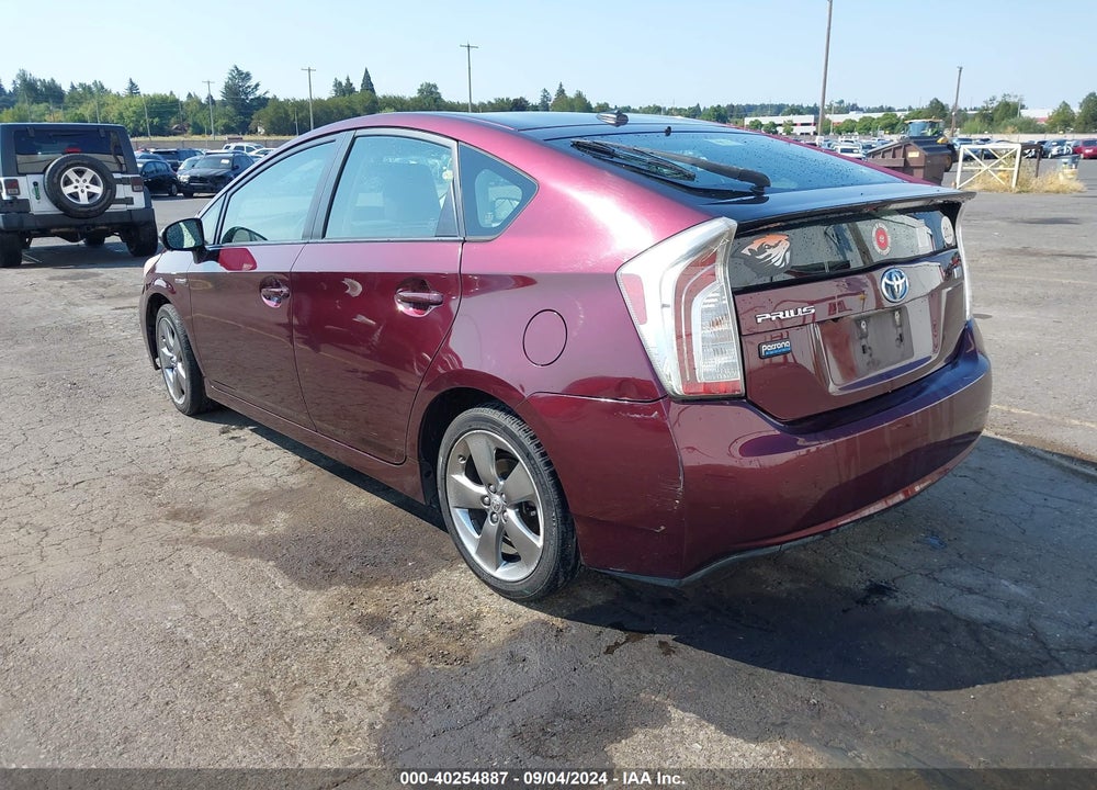 2013 TOYOTA PRIUS THREE SE VIN: JTDKN3DU3D5571967