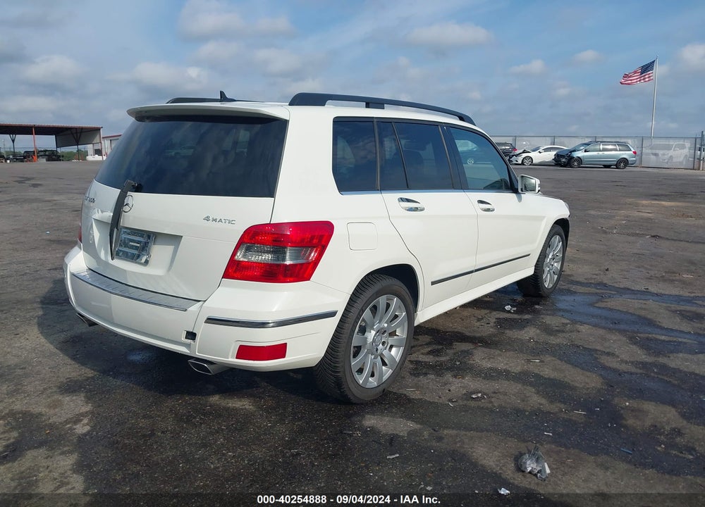 2011 MERCEDES-BENZ GLK 350 4MATIC VIN: WDCGG8HB4BF626577