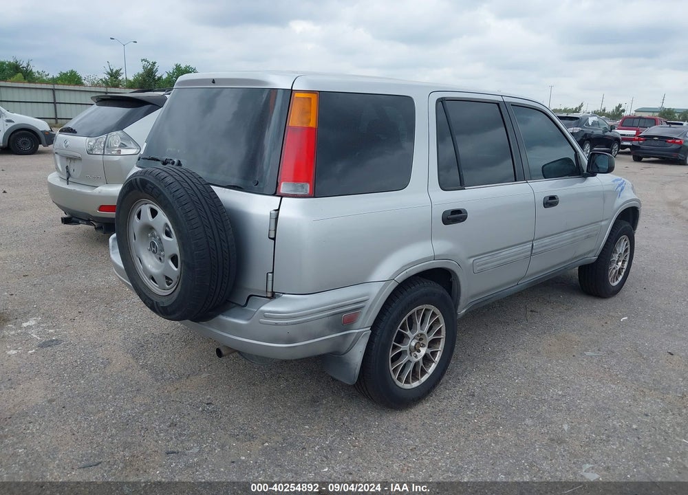 2000 HONDA CR-V LX VIN: JHLRD2840YC015268
