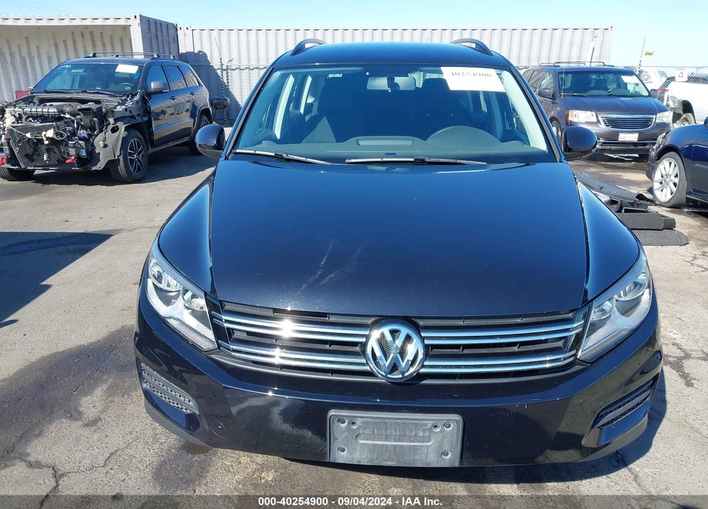 2017 VOLKSWAGEN TIGUAN 2.0T/2.0T S VIN: WVGAV7AX2HK042711