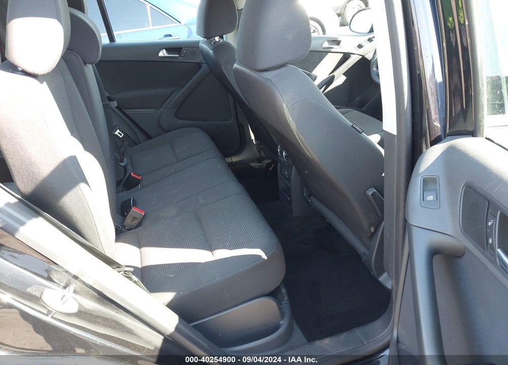 2017 VOLKSWAGEN TIGUAN 2.0T/2.0T S VIN: WVGAV7AX2HK042711